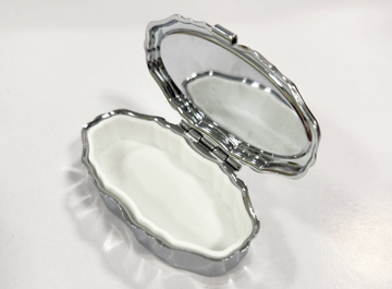 img { max-width : 100% ; height : auto ; }